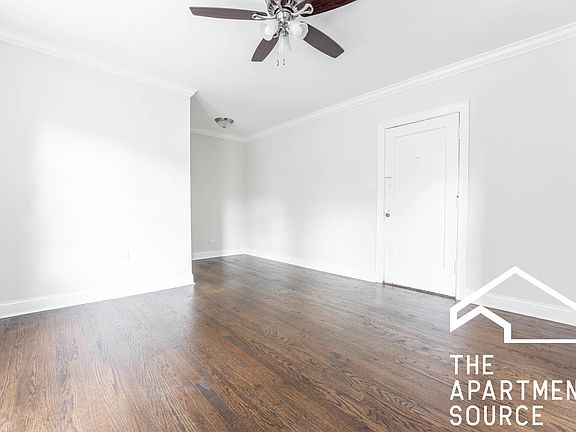 5th image of 2129 N Dayton St APT 105