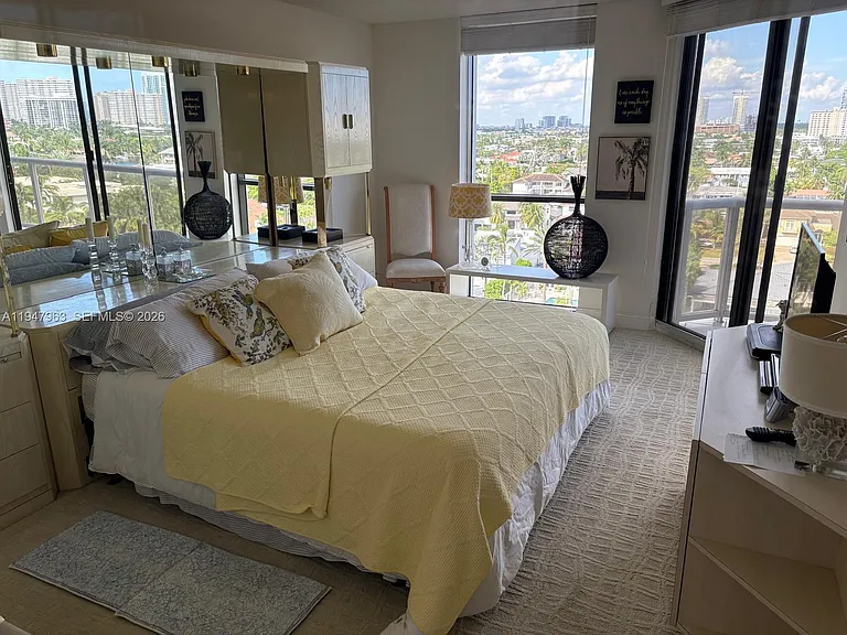 3600 Yacht Club Dr — Photo 8