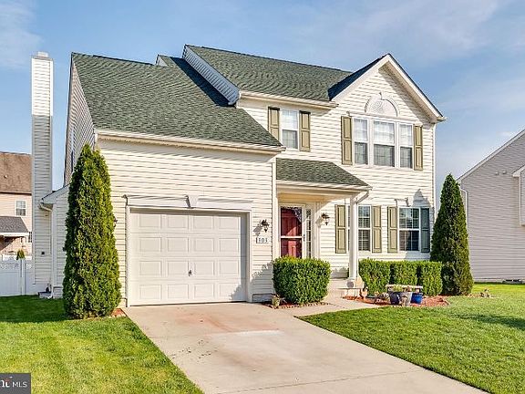 4th image of 303 Brandenburg Dr