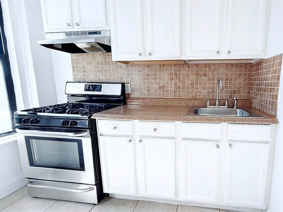 1st image of 2521 31st Ave APT D53