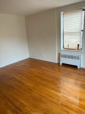 Rented by Voro Purple LLC | media 15