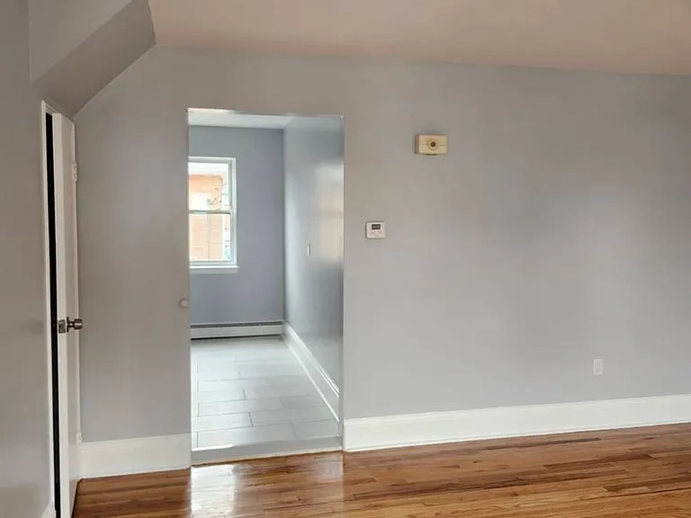 Station Square Apartments Steps from East Rutherford Train Station with Parking Included — Photo 9