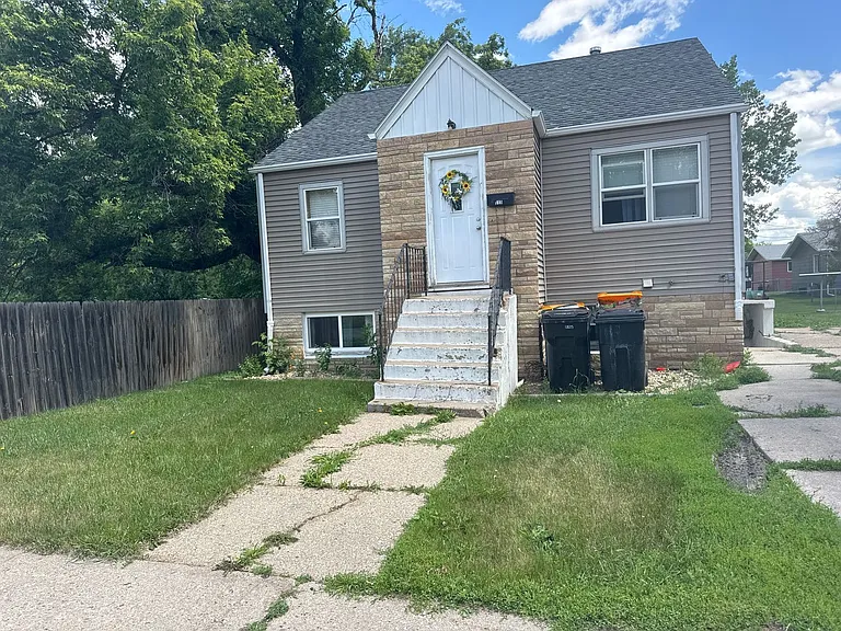 515 S 9th St — Photo 8