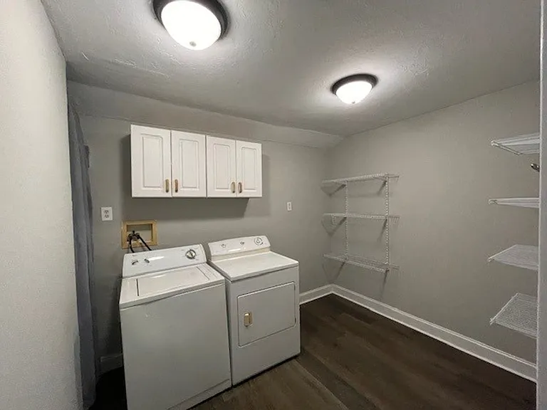 6100 Adelia Dr SW — Photo 8