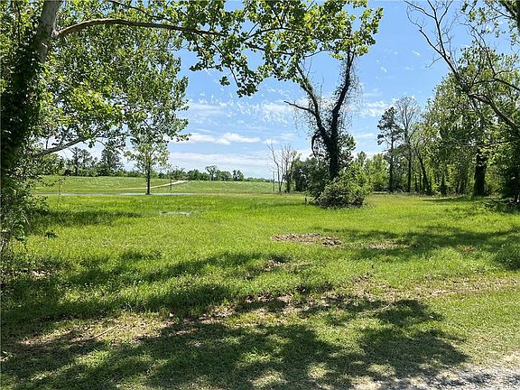 3rd image of LOT 20 Lucy Belle Dr