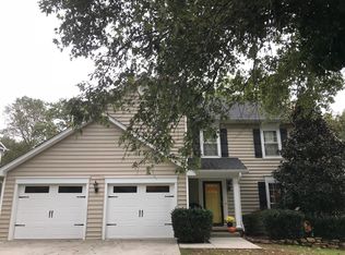 1245 Halifax Rd, Knoxville, TN 37922