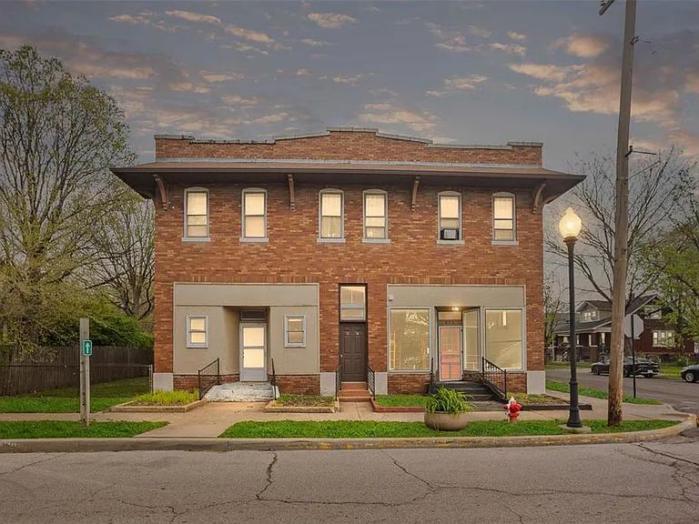 821 Niedringhaus Ave #A — Photo 1