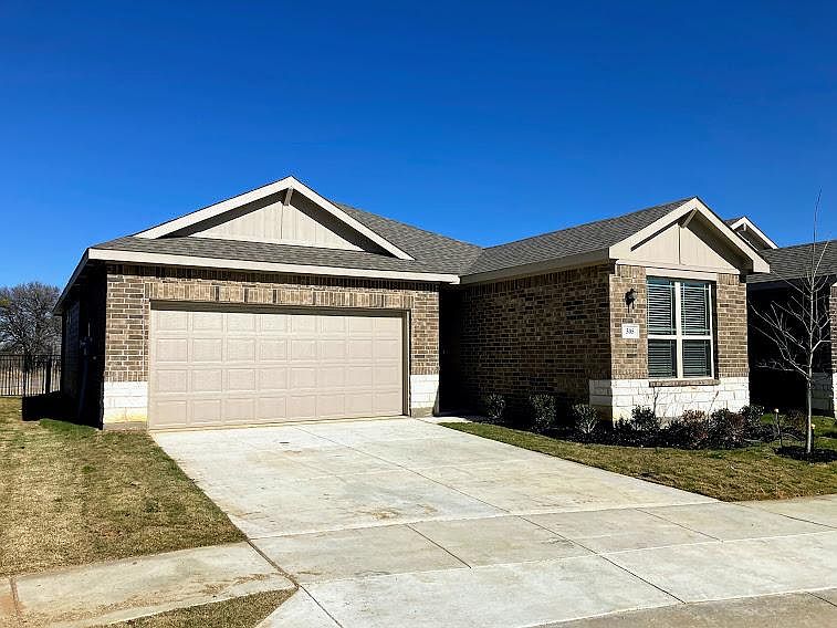 1st image of 324 Rebecca Ln