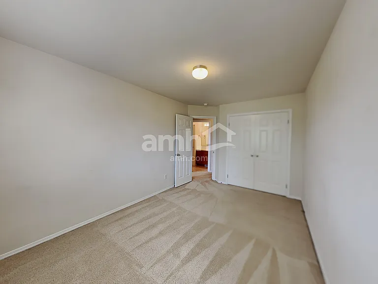 11119 184th St E — Photo 14