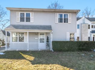 4508 Stanley Ave, Downers Grove, IL 60515
