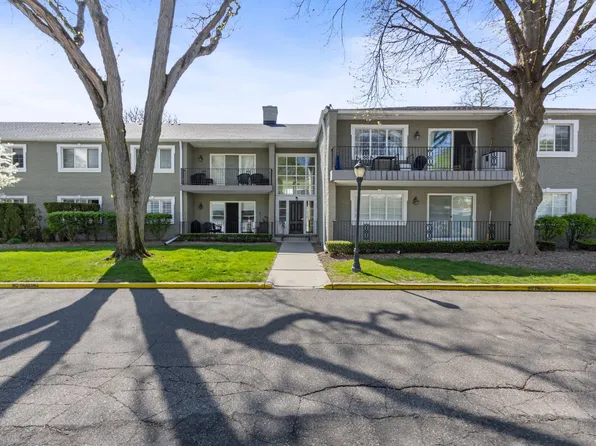 1115 N Old Woodward Ave APT 73, Birmingham, MI 48009