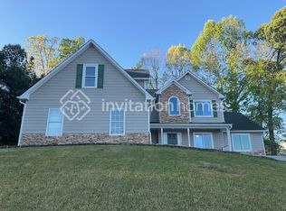 3929 Duncan Ives Dr, Buford, GA 30519
