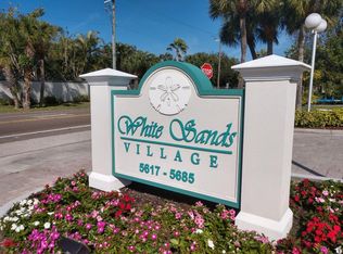 5625 Midnight Pass Rd APT 611, Sarasota, FL 34242
