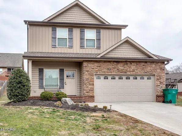 8308 Shoregate Ln, Knoxville, TN 37938