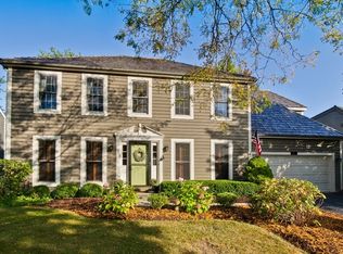 427 Cross Rd, Gurnee, IL 60031