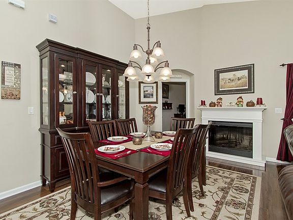 5th image of 1169 Carmona Pl