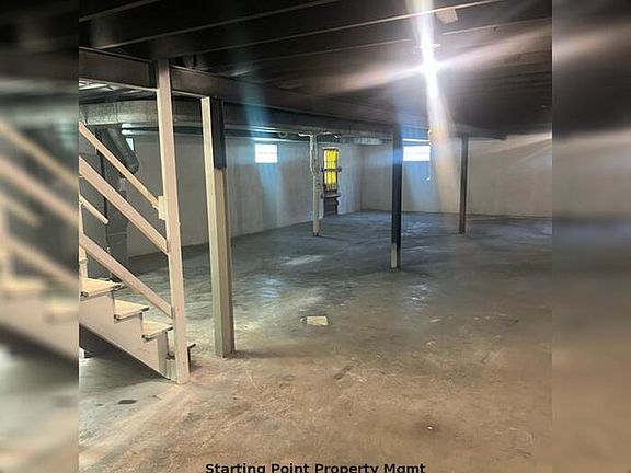 4th image of 909 Cadora Dr