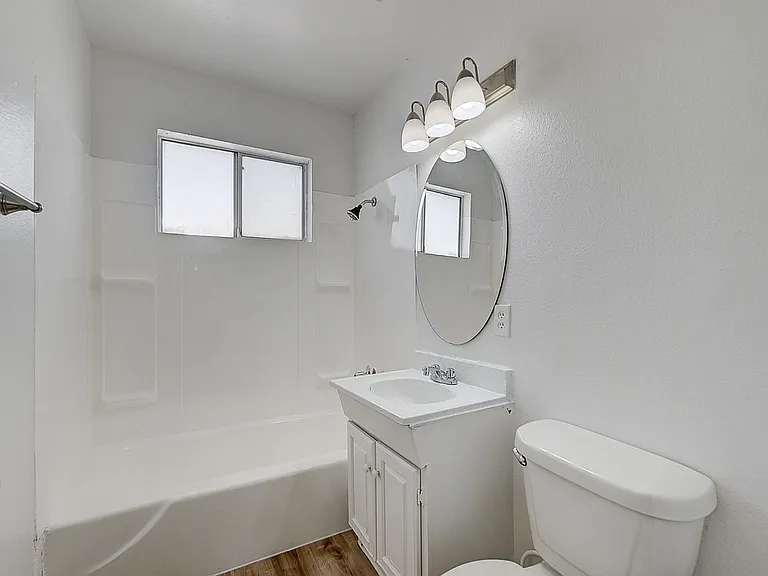 4805_Heidi St_unit 15-19