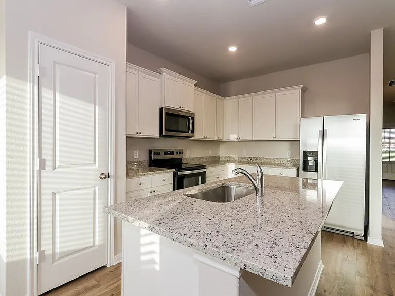 7638 Tipton Meadow Way — Photo 6