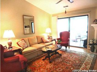 421 Creason Ct UNIT 206, Louisville, KY 40223