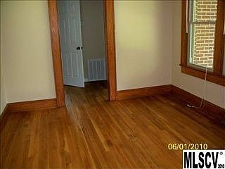 3rd image of 2825 Burns Cir