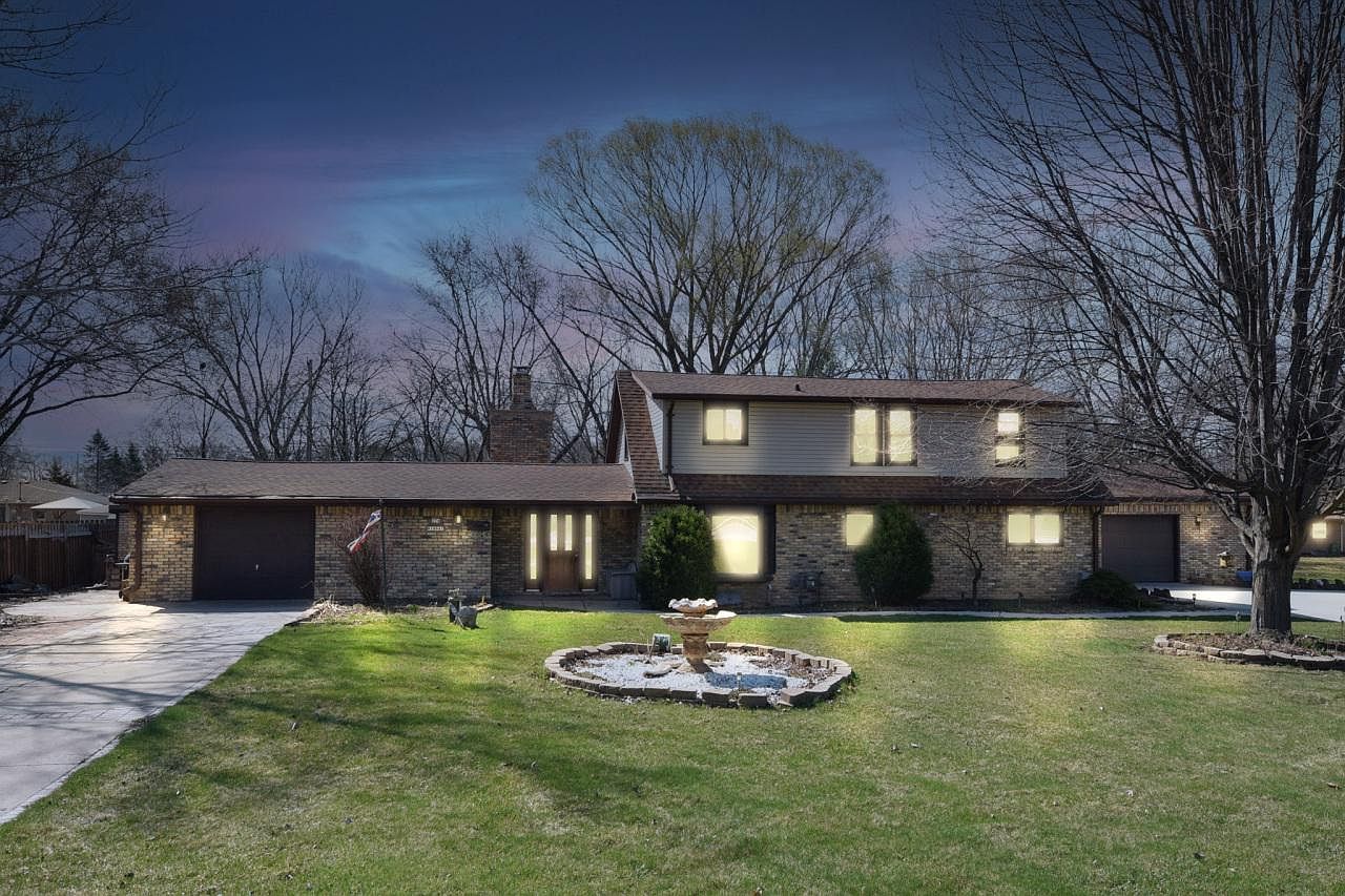 S74W14941 Woods ROAD, Muskego, WI 53150 Zillow