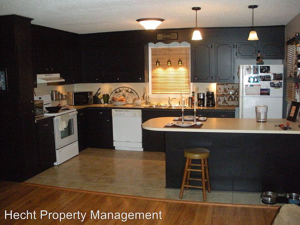1st image of 125 Peninsula Dr
