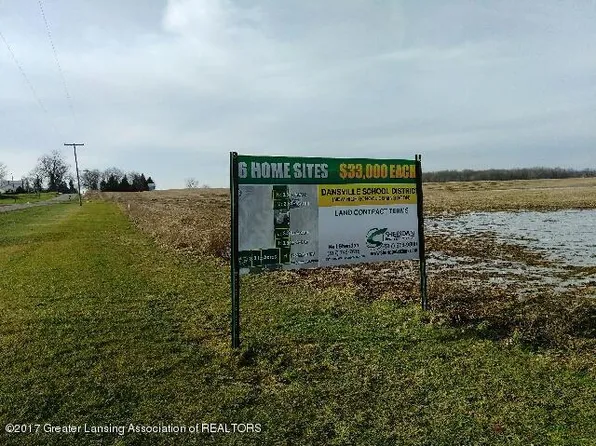611 E Columbia Rd, Mason, MI 48854