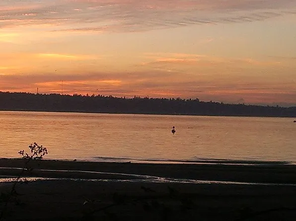 4409 Marine View Dr, Tacoma, WA 98422