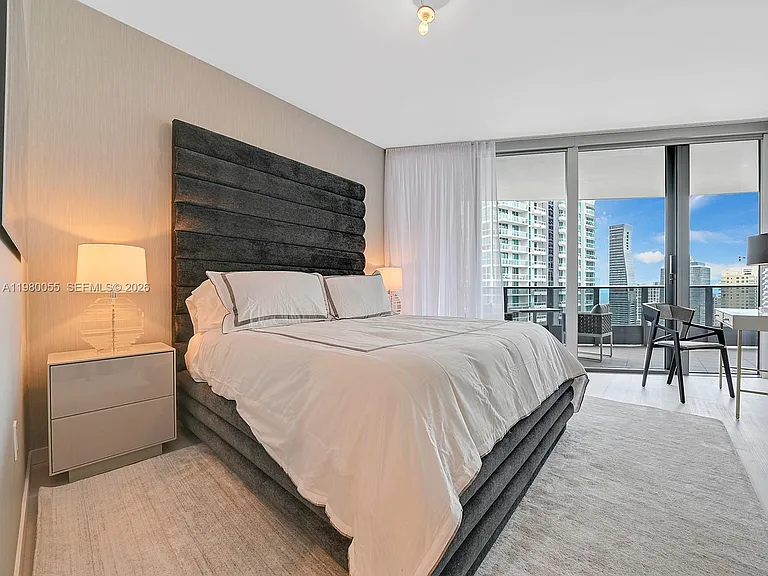 1000 Brickell Plz #3402 — Photo 34