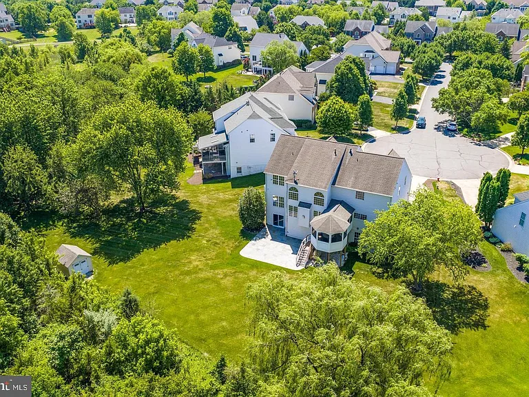 21916 Bellair Ct — Photo 49