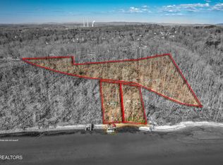 512 Lakecrest Dr, Harriman, TN 37748