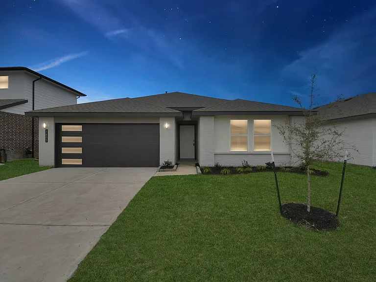 7803 Golden Rubia Ln — Photo 2