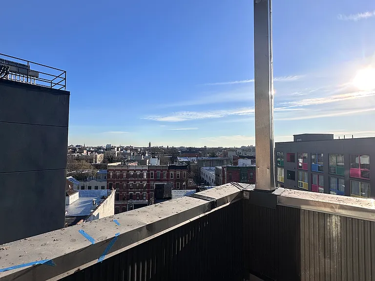 1086 Broadway #703 — Photo 12