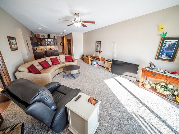 4th image of 2516 Superior Ln NW