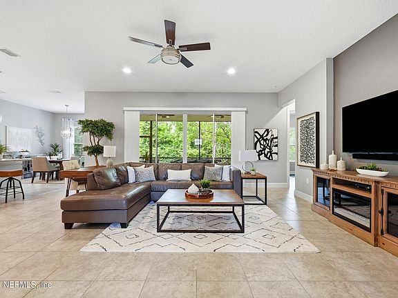5th image of 8633 MABEL Drive