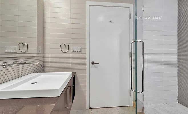 Rented by Engel & Völkers New York City | media 11