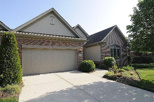 1st image of 8760 Berkley Ct Unit 2