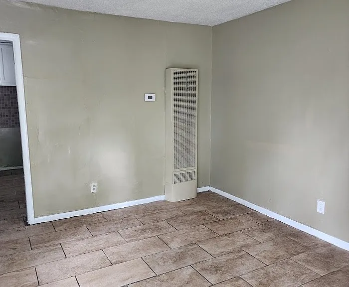 306 E Waldorf Ave — Photo 5