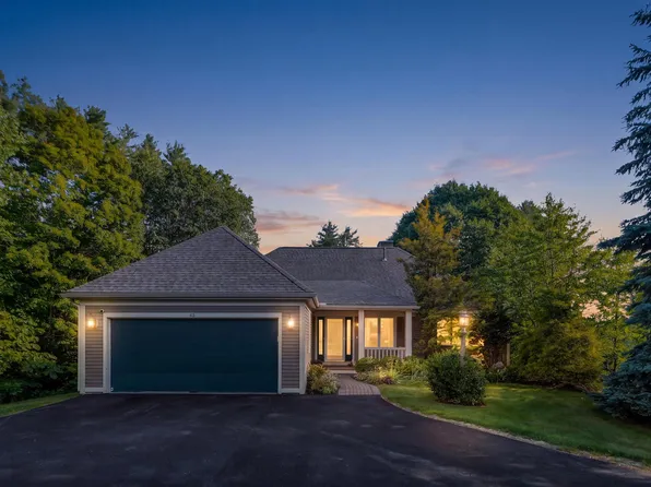 43 Berrill Farms Ln, Hanover, NH 03755