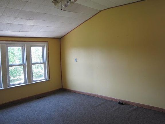 4th image of 727 W North St