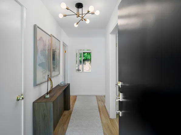 50 Heritage Village #B, Southbury, CT 06488