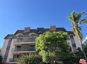 11815 Dorothy St, Los Angeles, CA