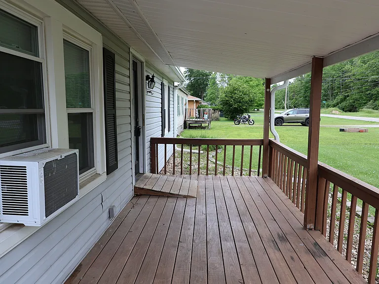 549 S Gum St — Photo 6