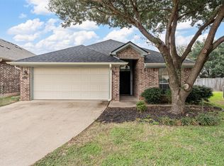 10121 Colony Dr, Waco, TX 76708