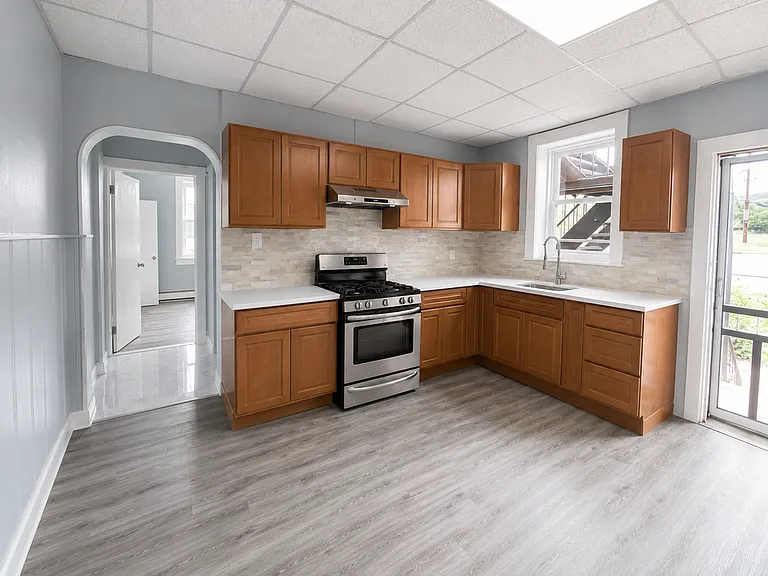 339 Valley St #1 — Photo 11