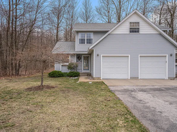 15127 Huckleberry Ct #55, Spring Lake, MI 49456