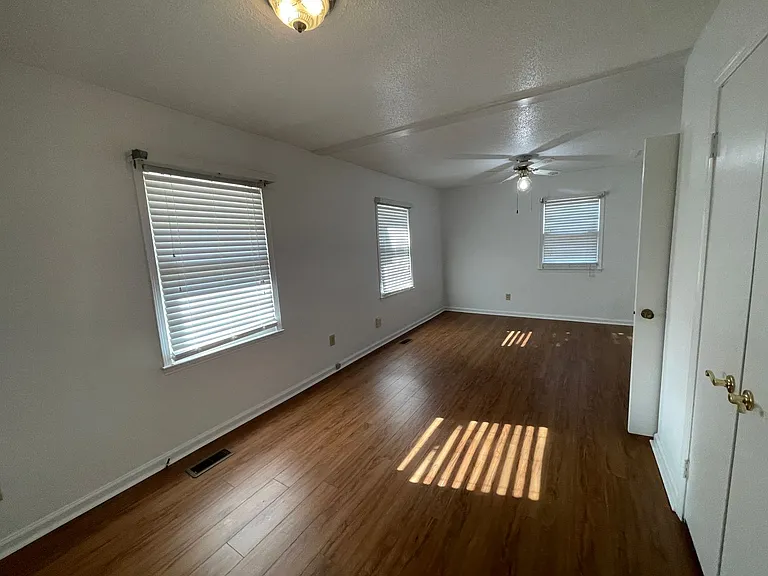 109 Jackson Rd — Photo 19
