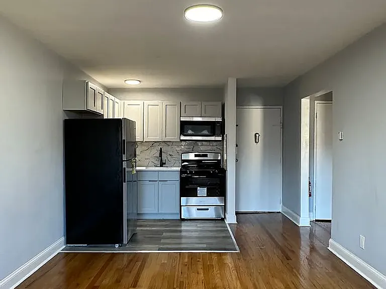 405 Grove St #2B-3B — Photo 4