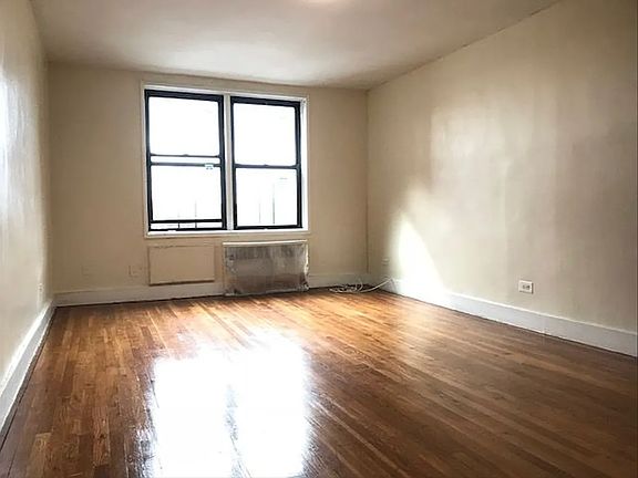 3rd image of 253 Clarkson Ave #419